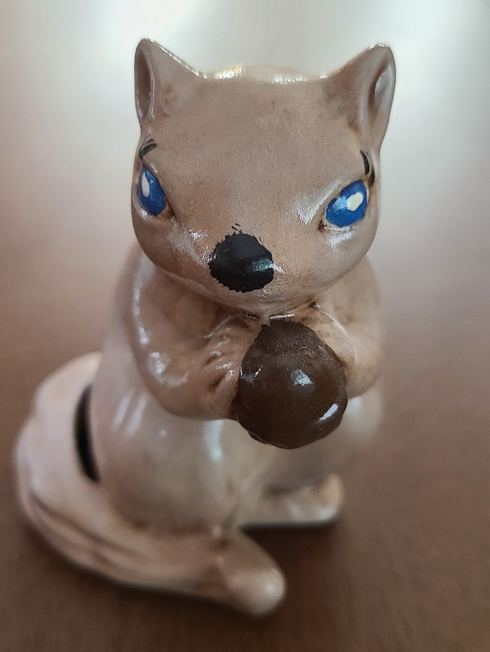 1976 Hand-Finished Ceramic Squirrel with Acorn Figurine – Vintage Studio Piece